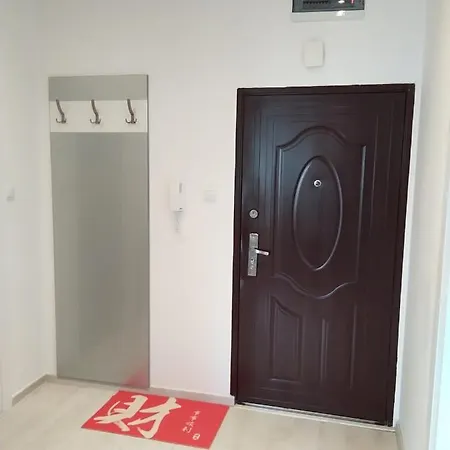 Center Japan - No Smoking, Free Bottled Water, Coffea And Tea Lejlighed