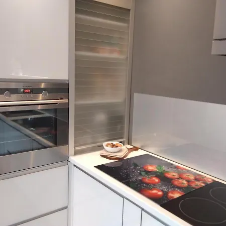 Center Japan - No Smoking, Free Bottled Water, Coffea And Tea * Koszalin