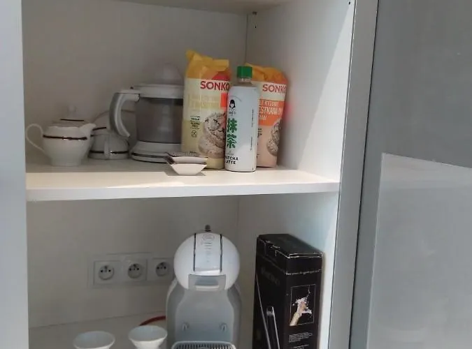 Center Japan - No Smoking, Free Bottled Water, Coffea And Tea アパート