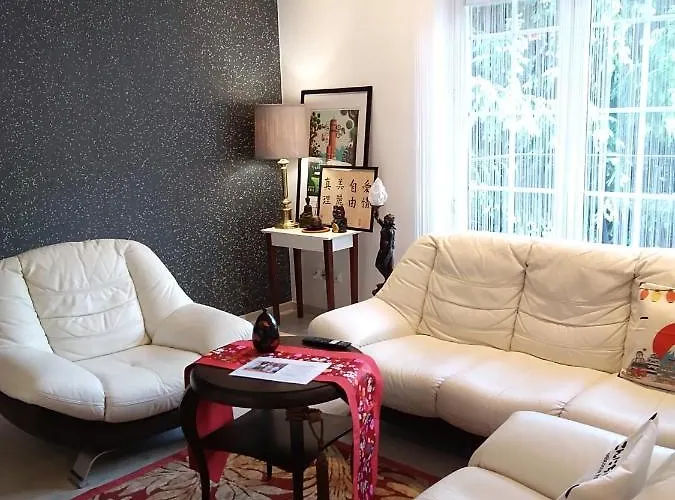 Center Japan - No Smoking, Free Bottled Water, Coffea And Tea アパート コシャリン